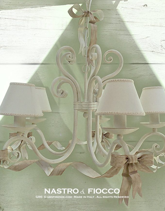 5 Lights Chandelier. Ribbon & Bow Collection.