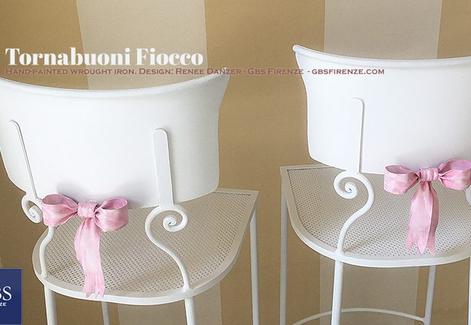 Tornabuoni Fiocco. Sedia o Sgabello. Colore Cappuccino. Tempera. Seduta in ferro.