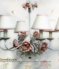 Lampadario Bouquet. 6 Luci. Tempera Bianca anticata. Sfumature del Rosa. Fiocco centrale. Bouquet di Rose.