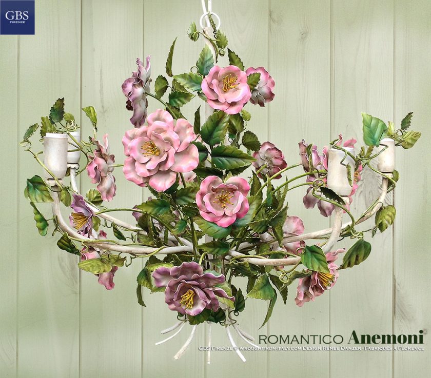 Romantico d’Anemoni. Lampadario a 5 Luci. Ferro battuto e decorato a mano. Design Renee Danzer