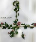 Bilanciere Alice edera e rose. 3 Luci. Pool table light Ferro battuto Rose rampicanti