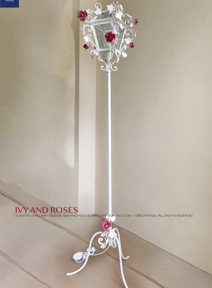 Lampione Romantico. Lampada da terra. Piantana edera e Rose