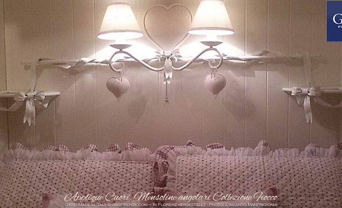 Fiocco. Mensolina Angolare